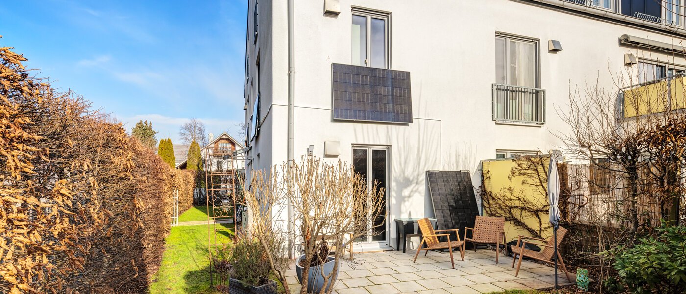 corner townhouse München Untermenzing 01 garden 14723