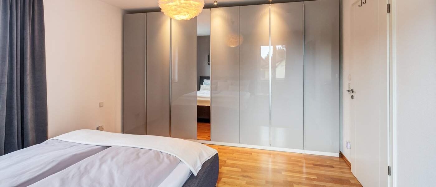 corner townhouse München Untermenzing 02 1. bedroom 14723