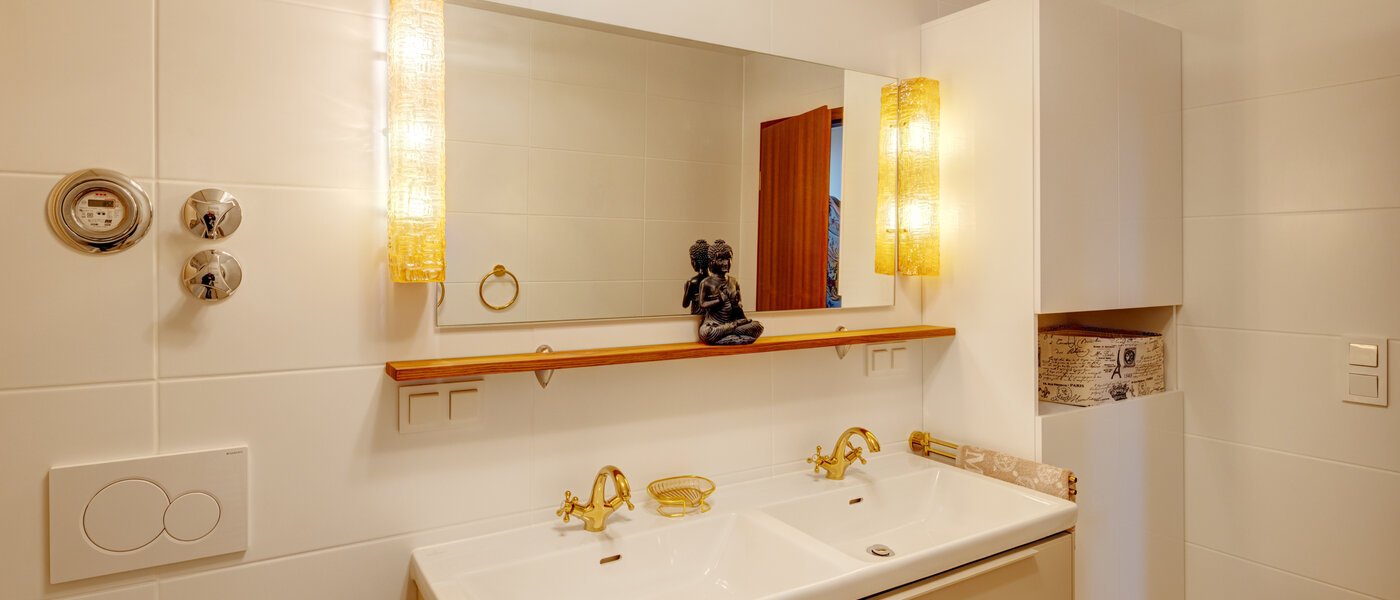 apartment with garden 	 München Solln 03 bathroom 14725