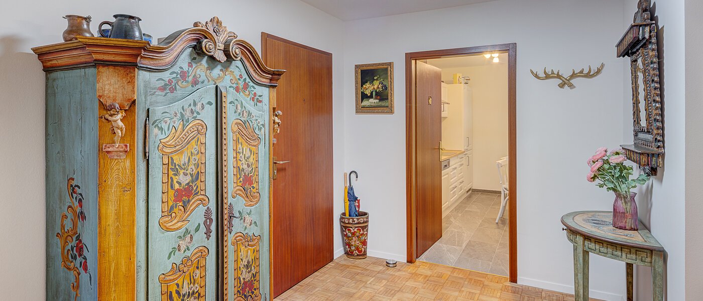 apartment with garden 	 München Solln 02 hall 14725