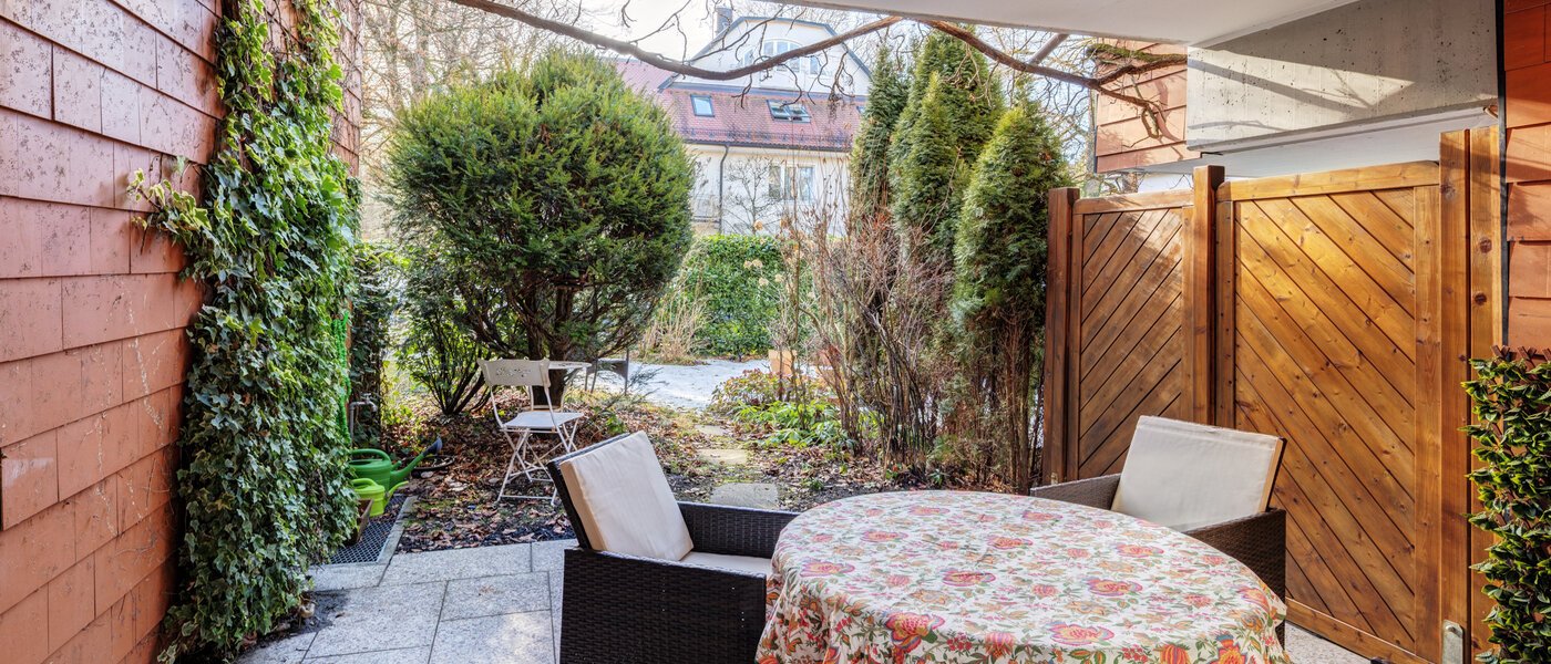 apartment with garden 	 München Solln 02 terrace 14725