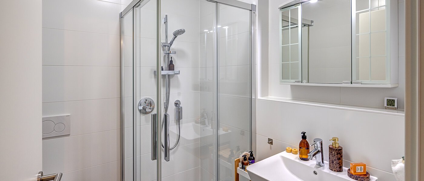 apartment München Neuaubing 01 1. bathroom 14726