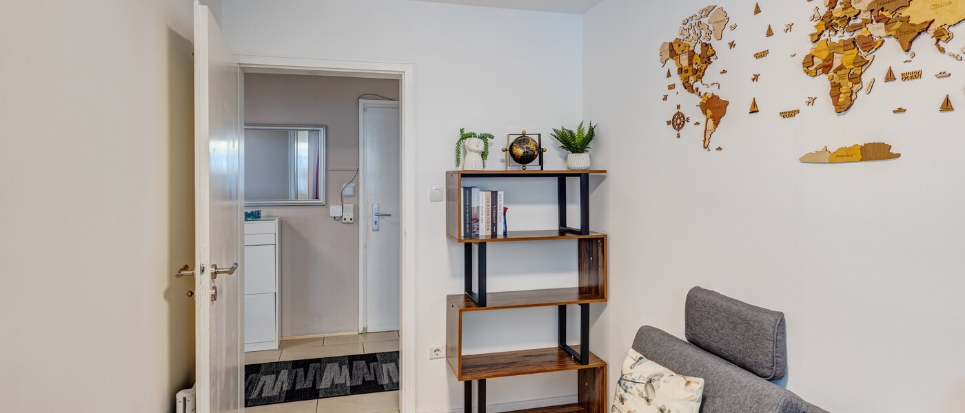 apartment München Forstenried 02 Workspace/Guestroom 14732