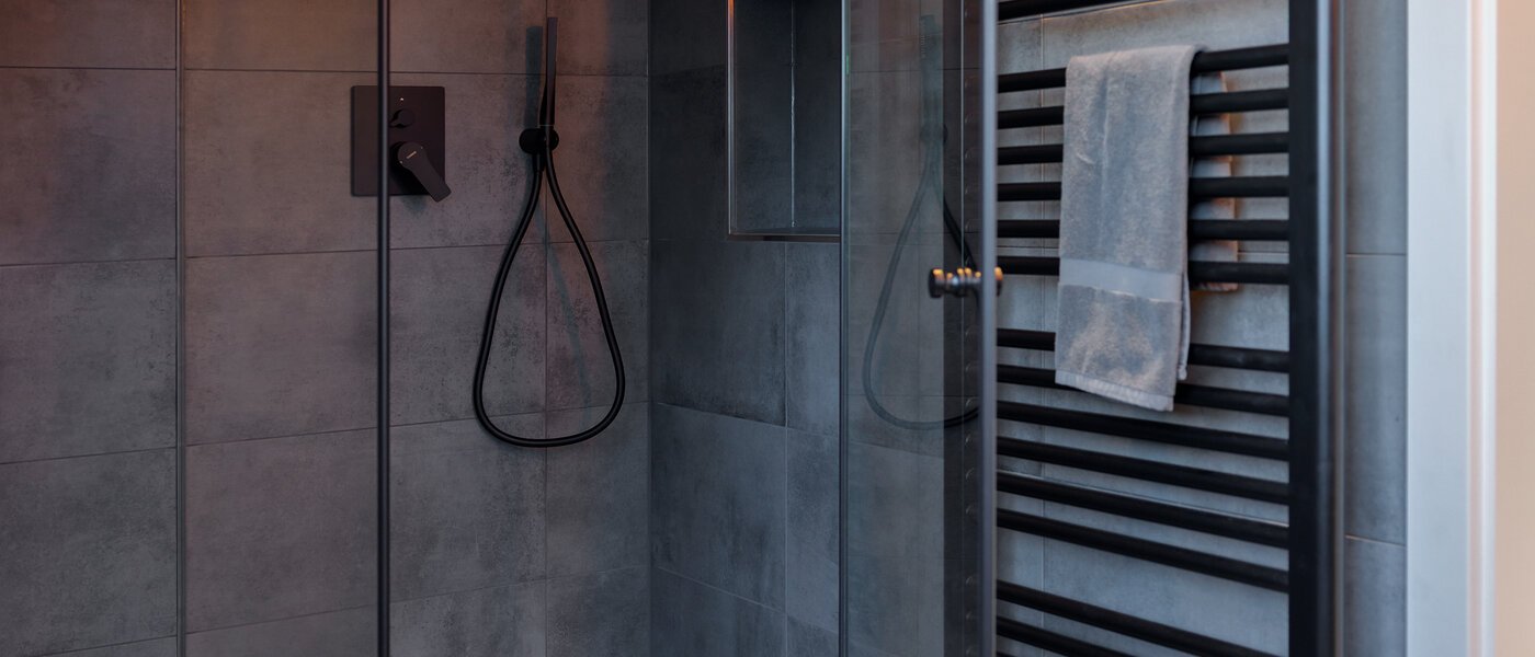 attic apartment München Forstenried 02 bathroom 14733