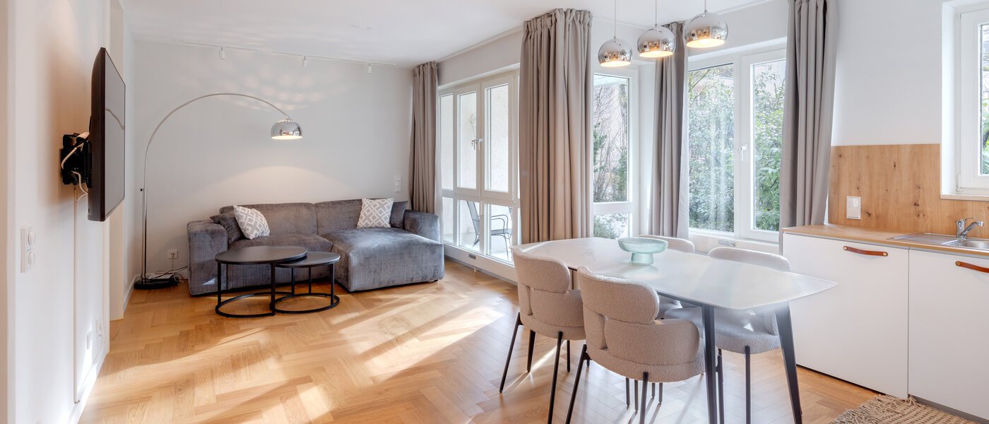 apartment München Herzogpark 05 living area 14737