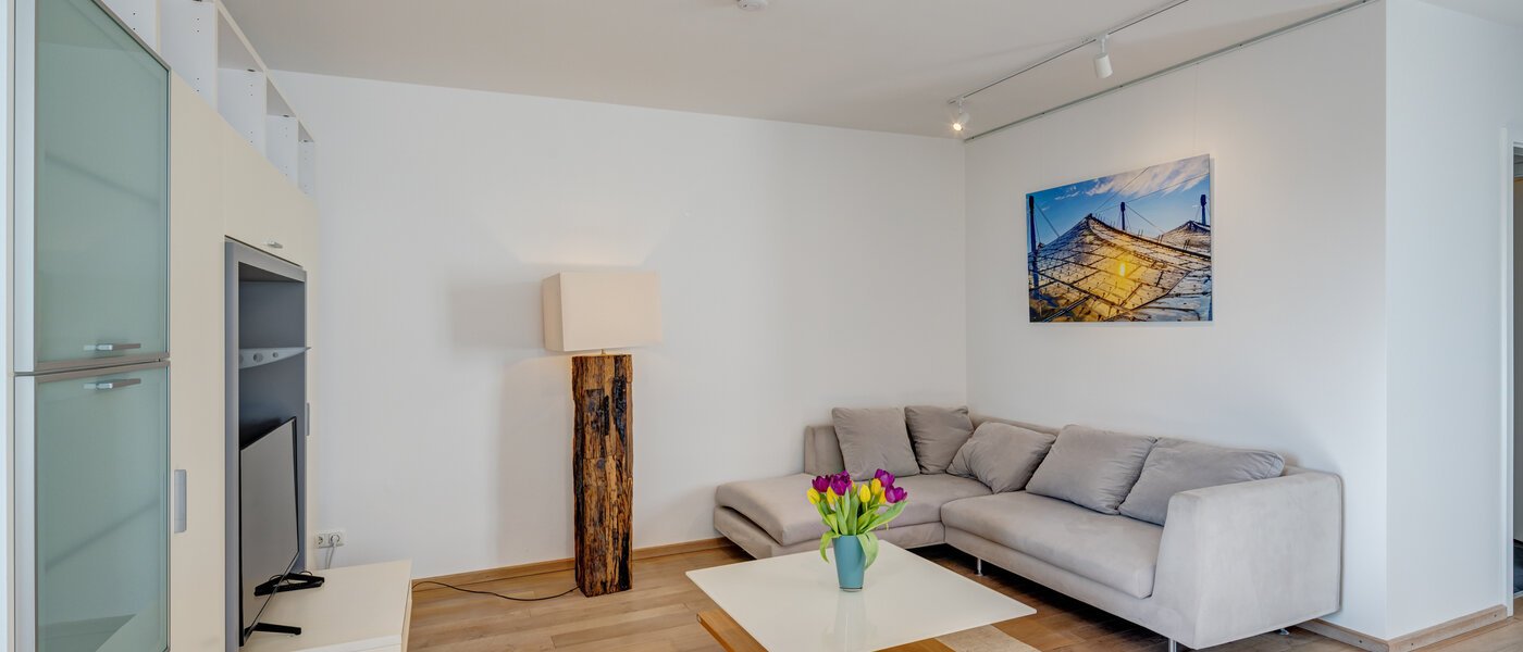 apartment München Schwabing-West 02 living area 14740