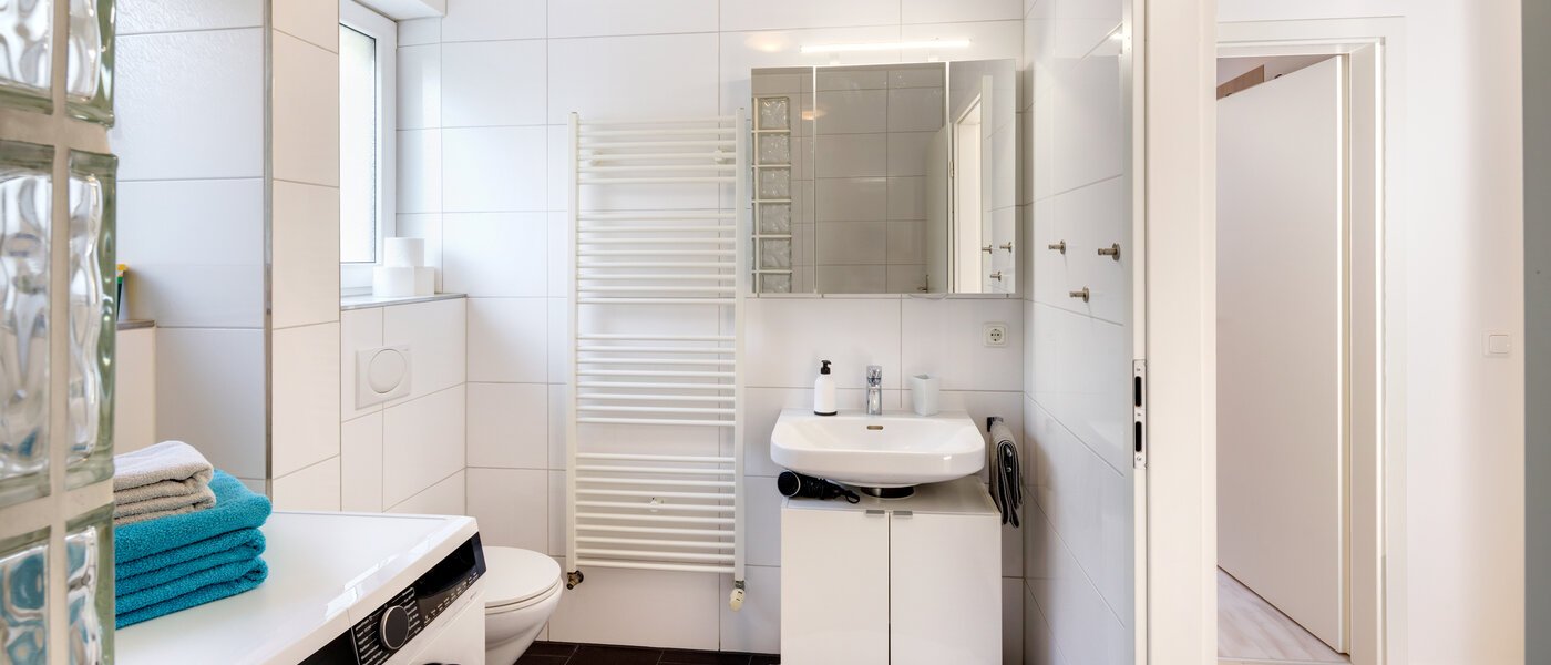 apartment Gröbenzell 03 bathroom 14744