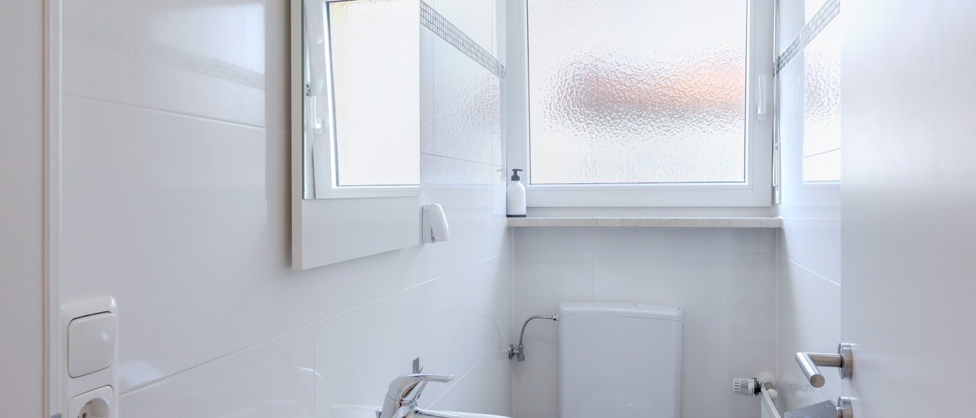 apartment Gröbenzell 01 separate toilet 14745