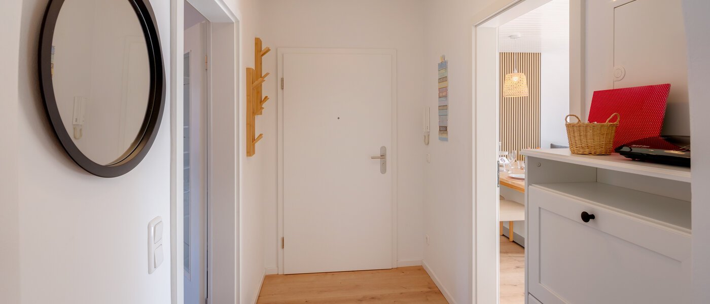 apartment Gröbenzell 01 hall 14745