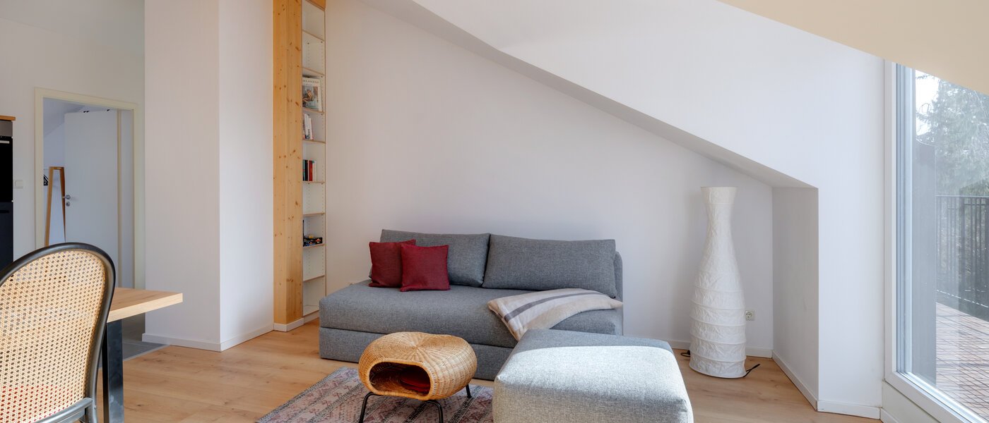 attic apartment Gröbenzell 05 living area 14746