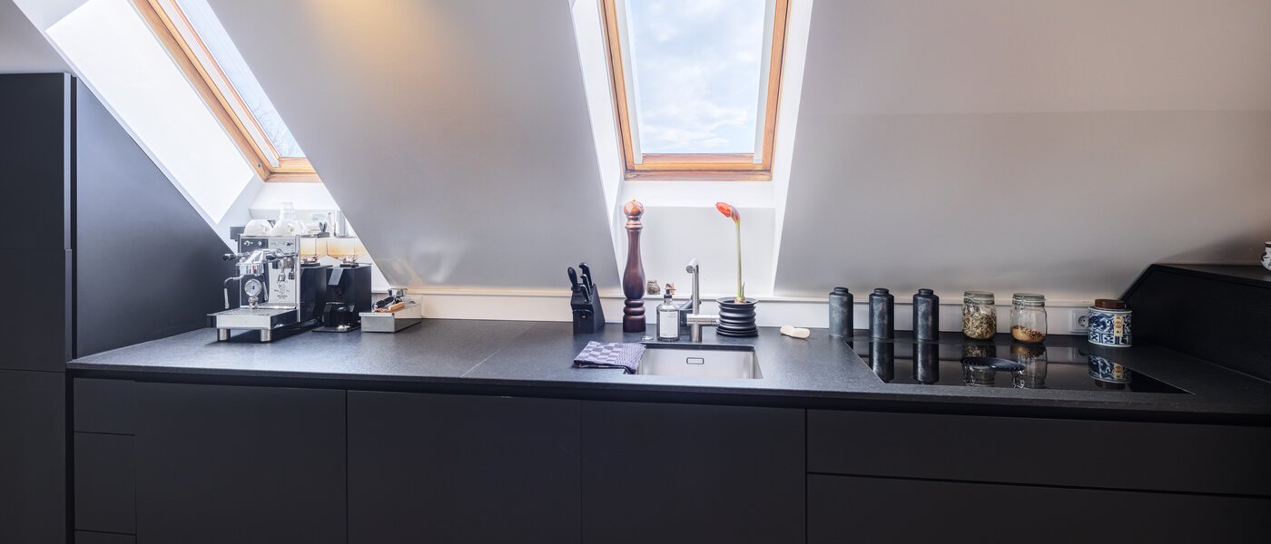 roof terrace apartment München Haidhausen 02 kitchen 14748