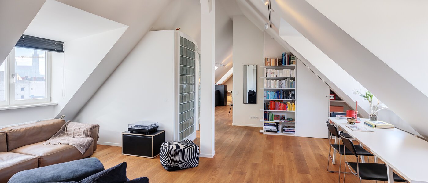 roof terrace apartment München Haidhausen 05 living area 14748