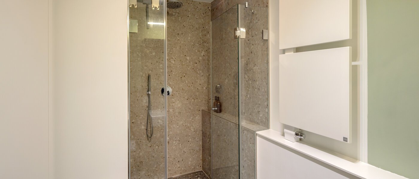 apartment München Maxvorstadt 01 bathroom 14752