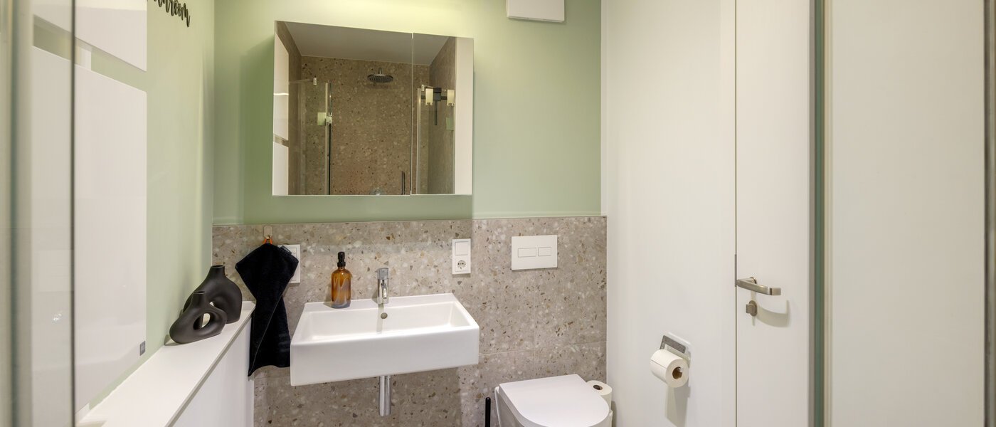 apartment München Maxvorstadt 02 bathroom 14752