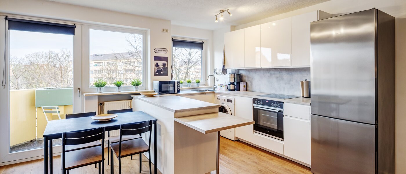 apartment München Neuhausen 01 kitchen 14753