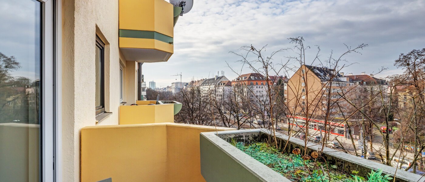 apartment München Neuhausen 02 balcony 14753