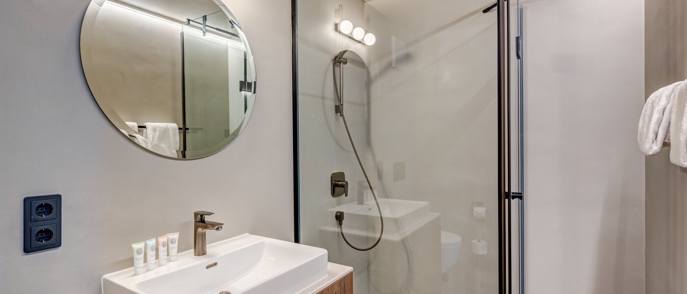 apartment München Ludwigsvorstadt 01 bathroom 14755