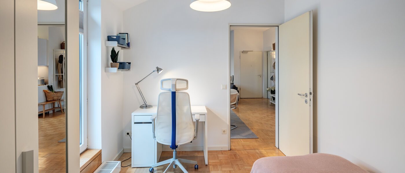 roof terrace apartment München Maxvorstadt 02 2. bedroom 14758