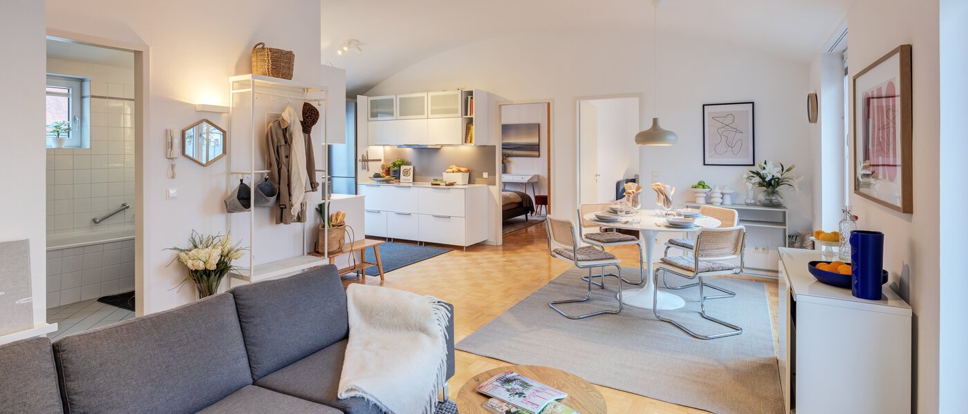 roof terrace apartment München Maxvorstadt 01 living area 14758