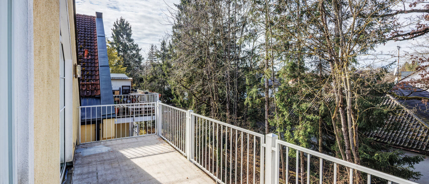 gallery apartment  München Waldtrudering 02 balcony 14759