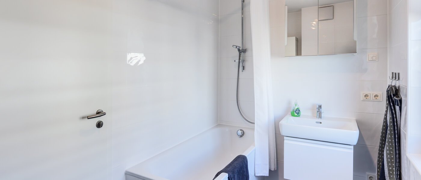 apartment München Perlach 02 bathroom 14765