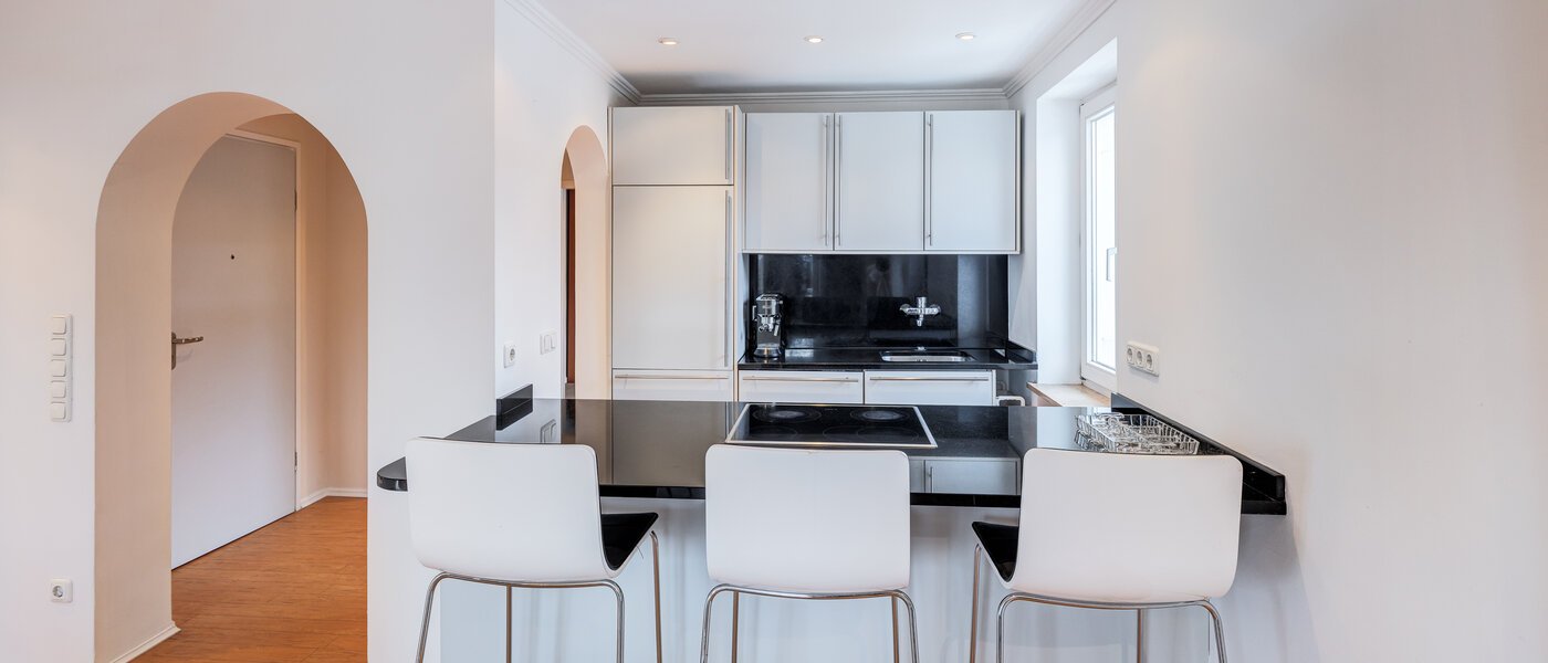 apartment München Nymphenburg 01 kitchen 14770