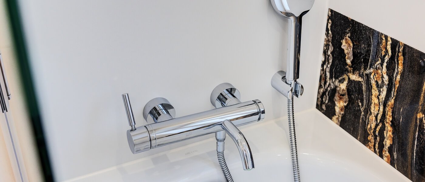 apartment München Nymphenburg 02 1. bathroom 14770