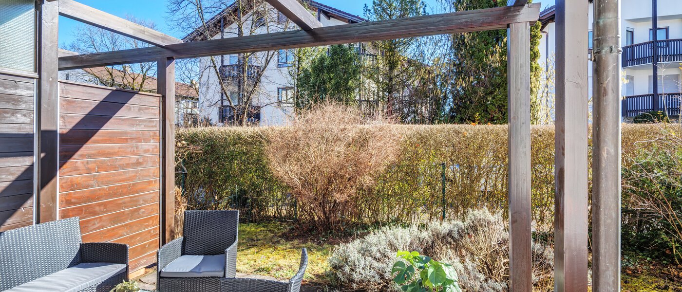 apartment with garden 	 München Altperlach 02 garden 14773