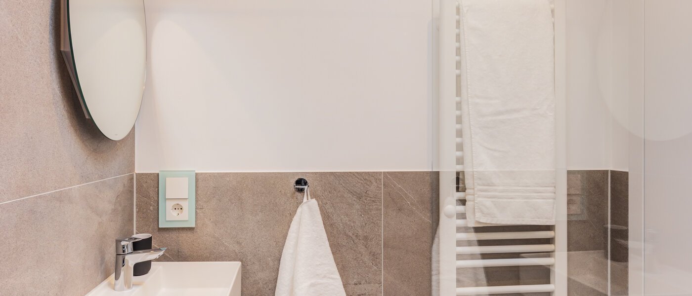 roof terrace apartment München Nymphenburg 03 2. bathroom 14775