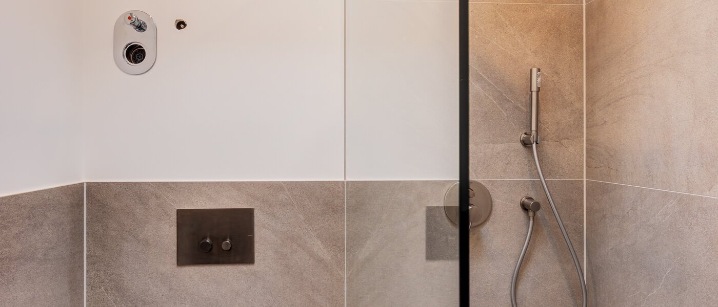 roof terrace apartment München Nymphenburg 04 2. bathroom 14775