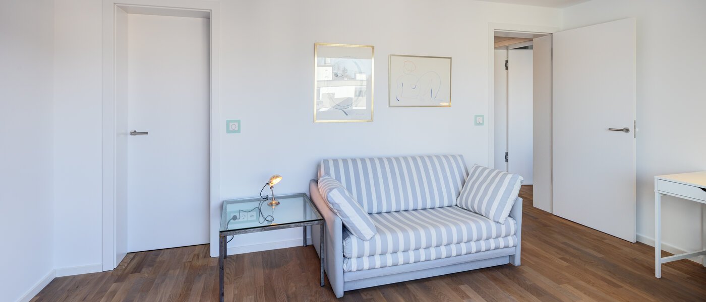 roof terrace apartment München Nymphenburg 03 2. bedroom 14775