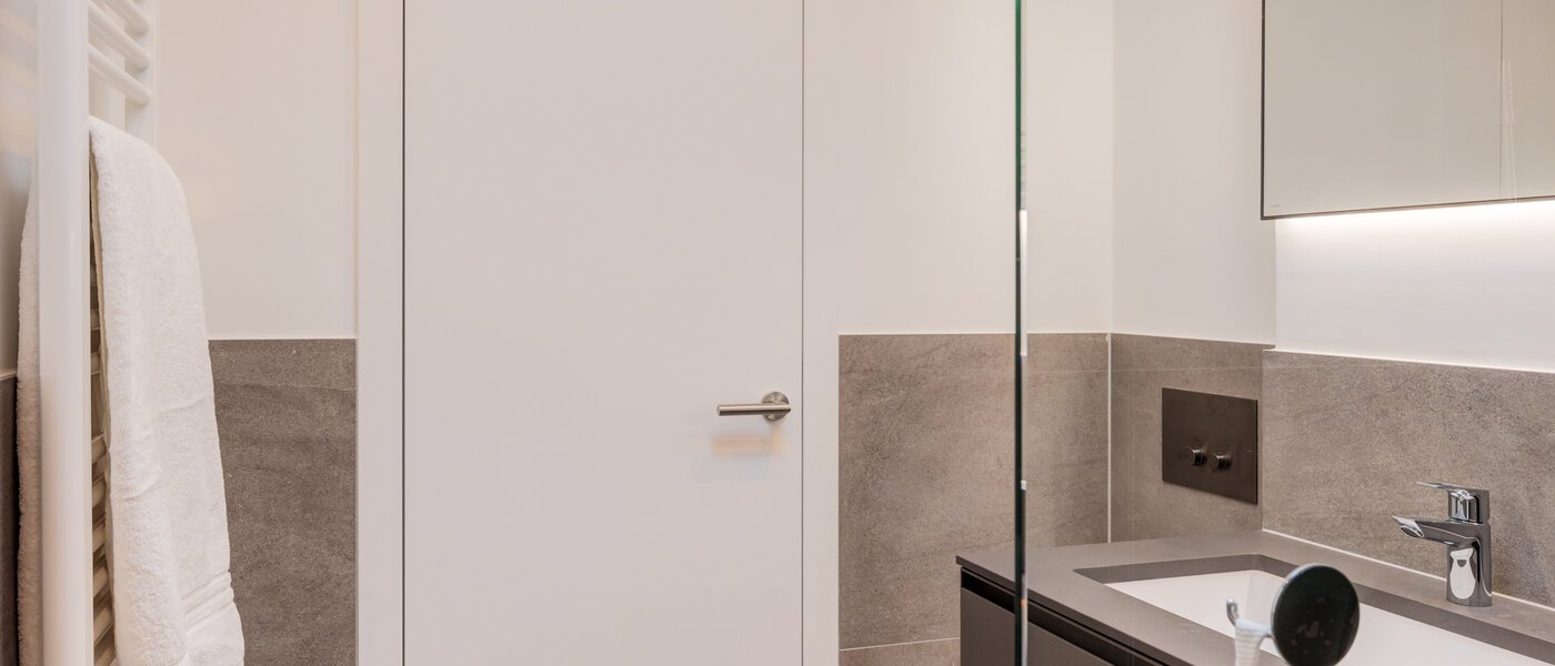 roof terrace apartment München Nymphenburg 03 1. bathroom 14775