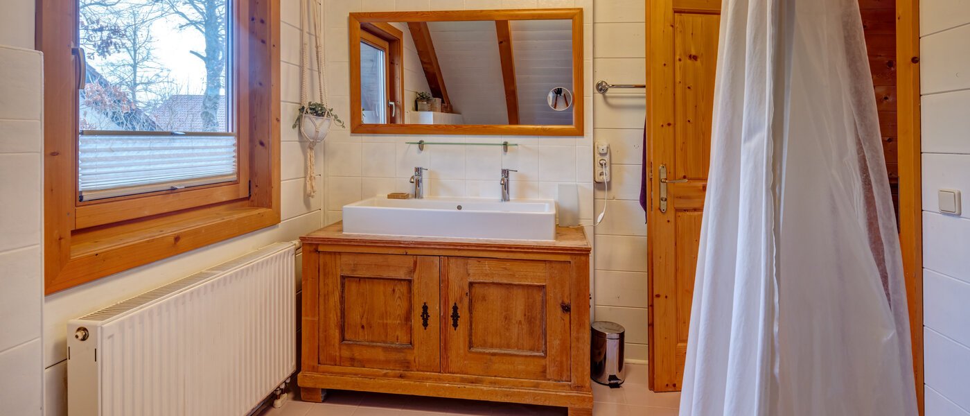 detached house Baldham 02 bathroom 14778