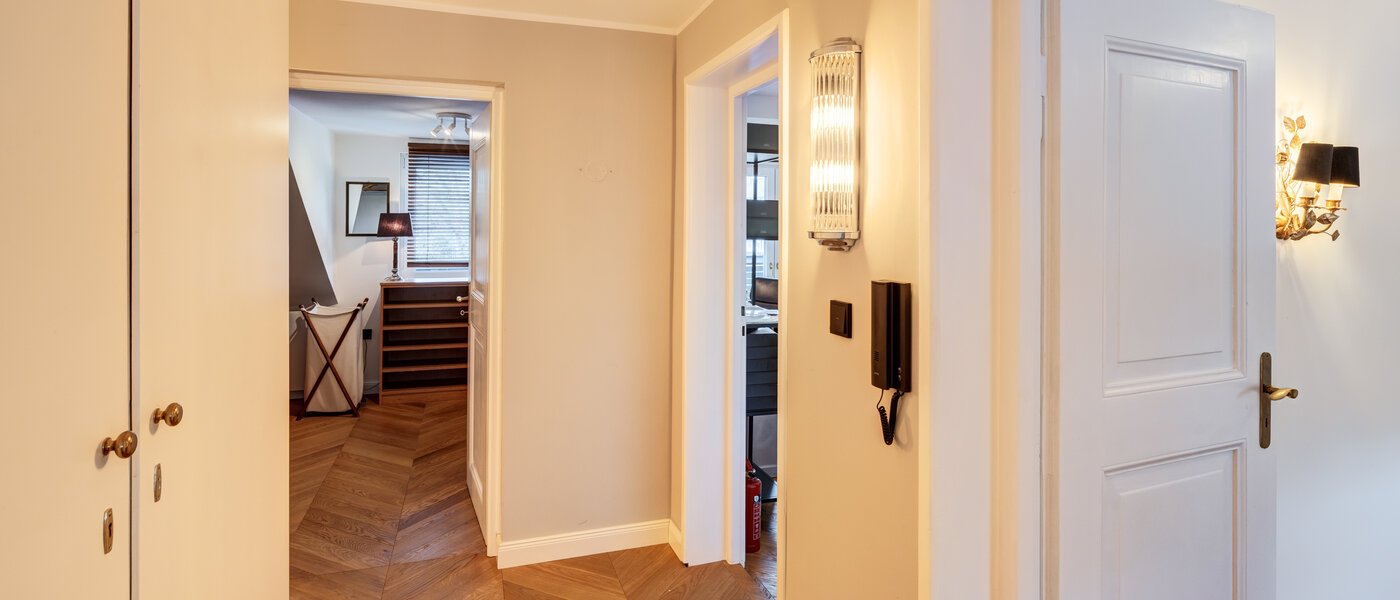 townhouse München Schwabing 09 hall 14779