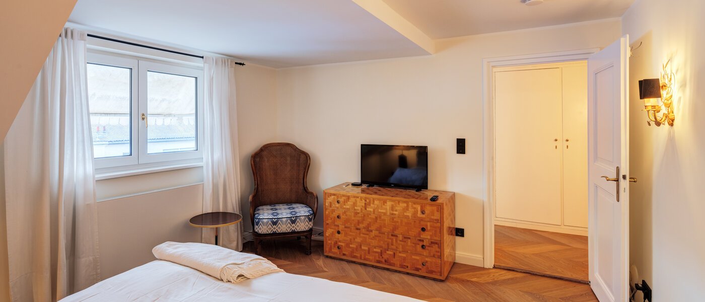 townhouse München Schwabing 03 2. bedroom 14779