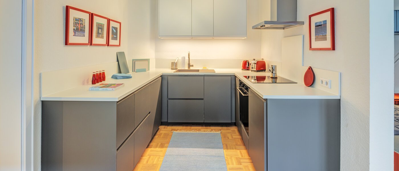 apartment München Glockenbachviertel 01 kitchen 14780