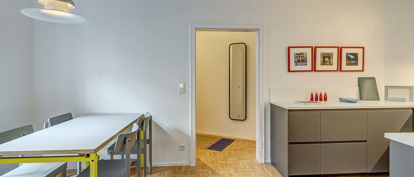 apartment München Glockenbachviertel 02 kitchen 14780