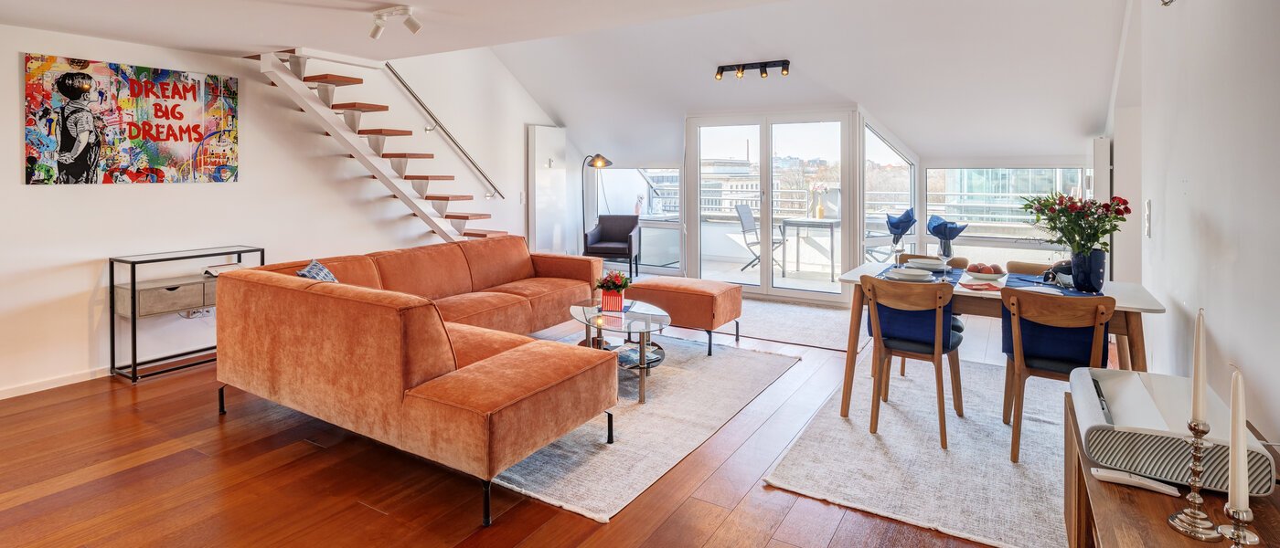 maisonette-gallery apartment München Maxvorstadt 01 living area 14785