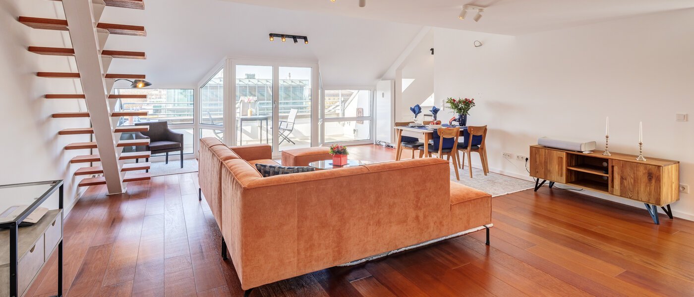 maisonette-gallery apartment München Maxvorstadt 02 living area 14785