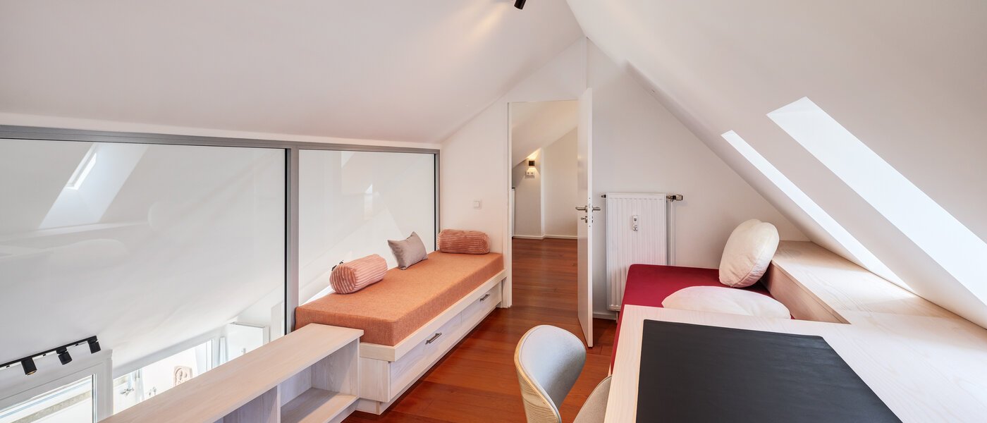 maisonette-gallery apartment München Maxvorstadt 02 Workspace/Guestroom 14785