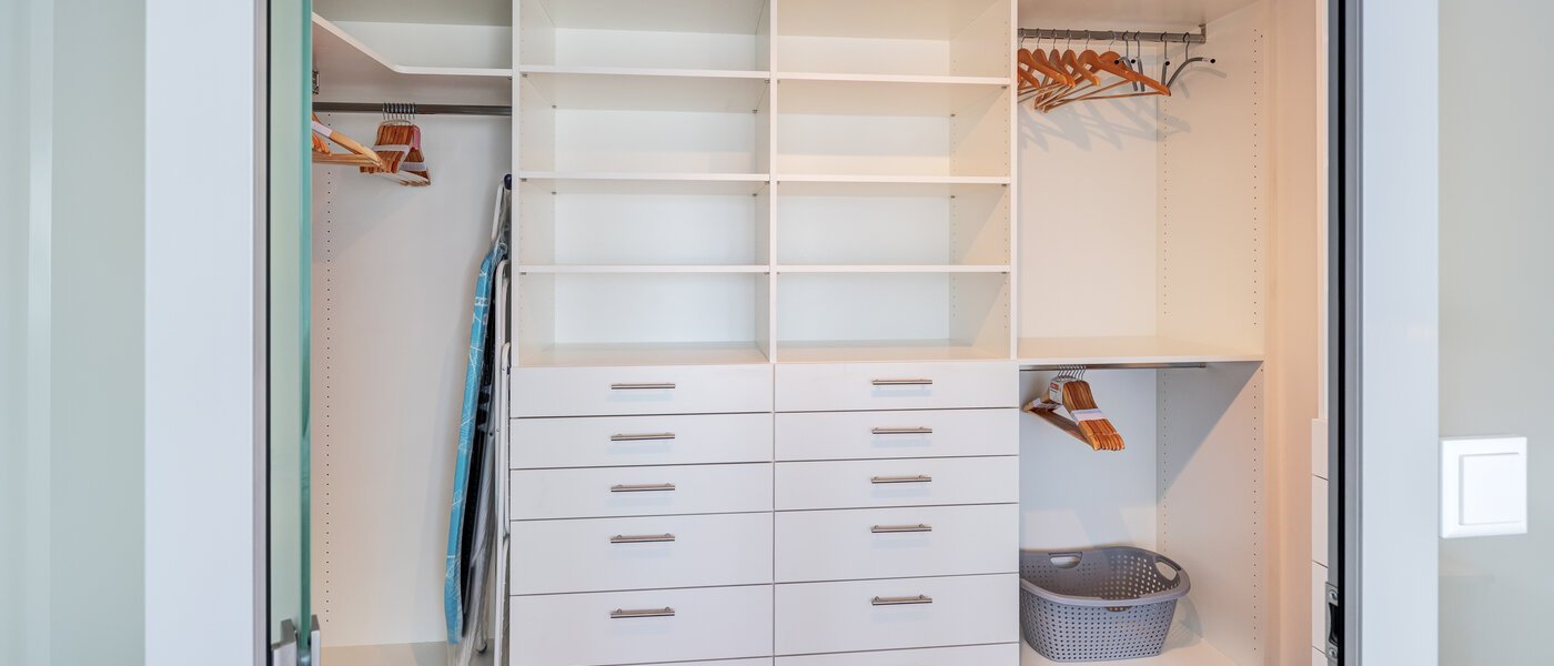maisonette-gallery apartment München Maxvorstadt 02 Walk-in closet 14785