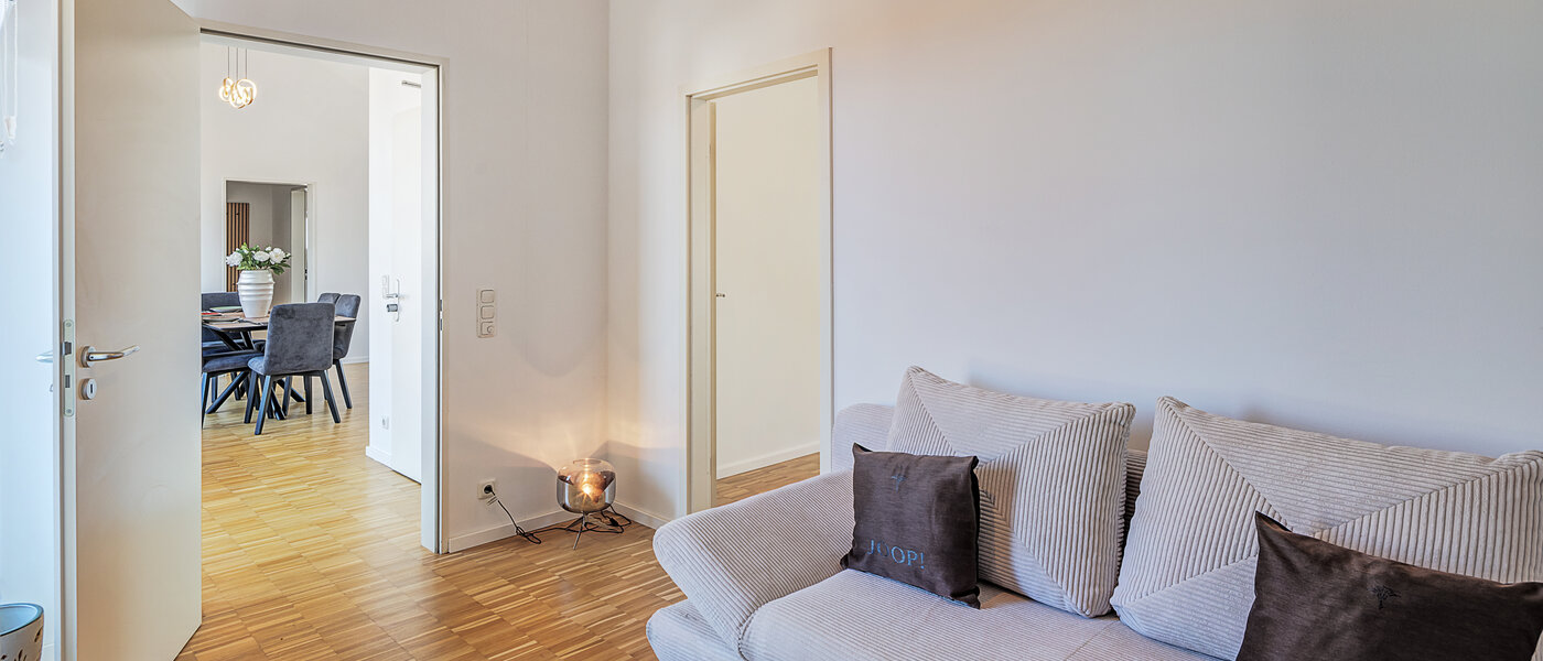 roof terrace apartment Aschheim 03 Workspace/Guestroom 14787