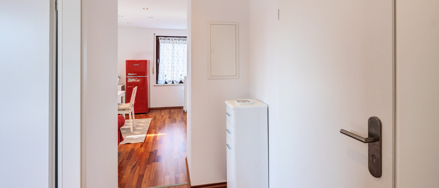 attic apartment München Trudering 02 hall 14792