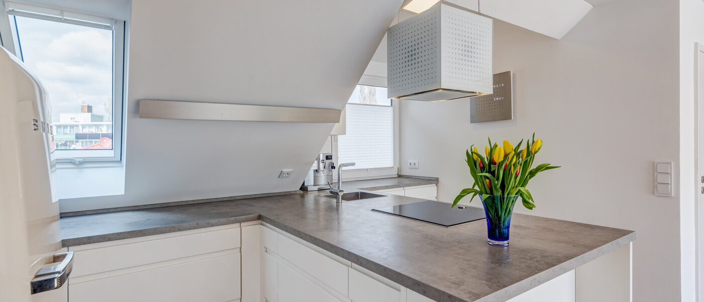 roof terrace apartment München Moosach 03 kitchen 14797