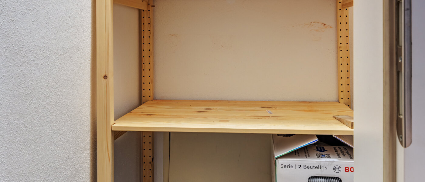 apartment München Bogenhausen 01 storage room 14798