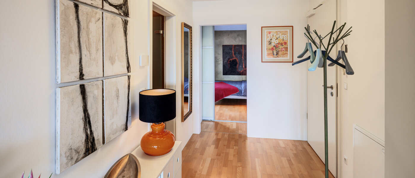 attic apartment München Ludwigsvorstadt 02 hall 14803