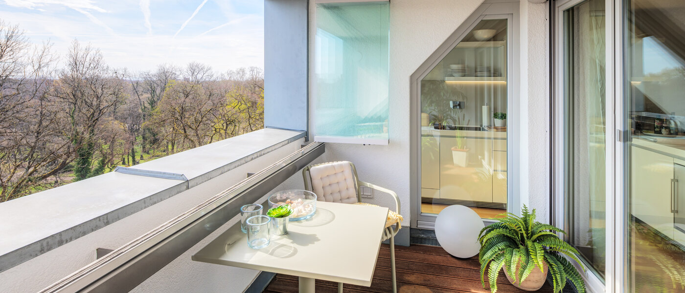 attic apartment München Ludwigsvorstadt 03 1. loggia 14803