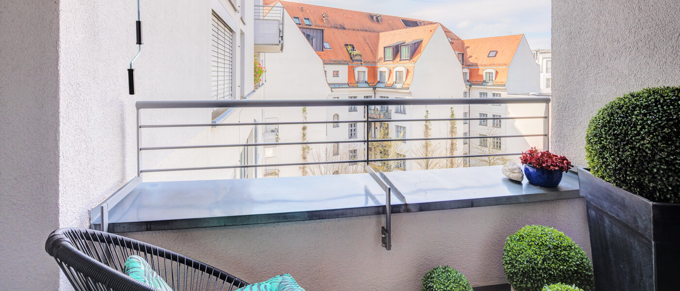 attic apartment München Ludwigsvorstadt 01 2. loggia 14803