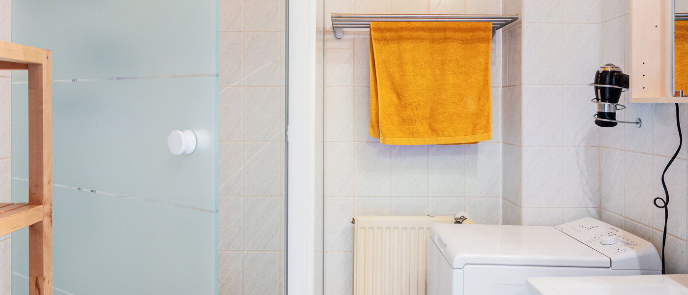 apartment München Milbertshofen 01 bathroom 14806