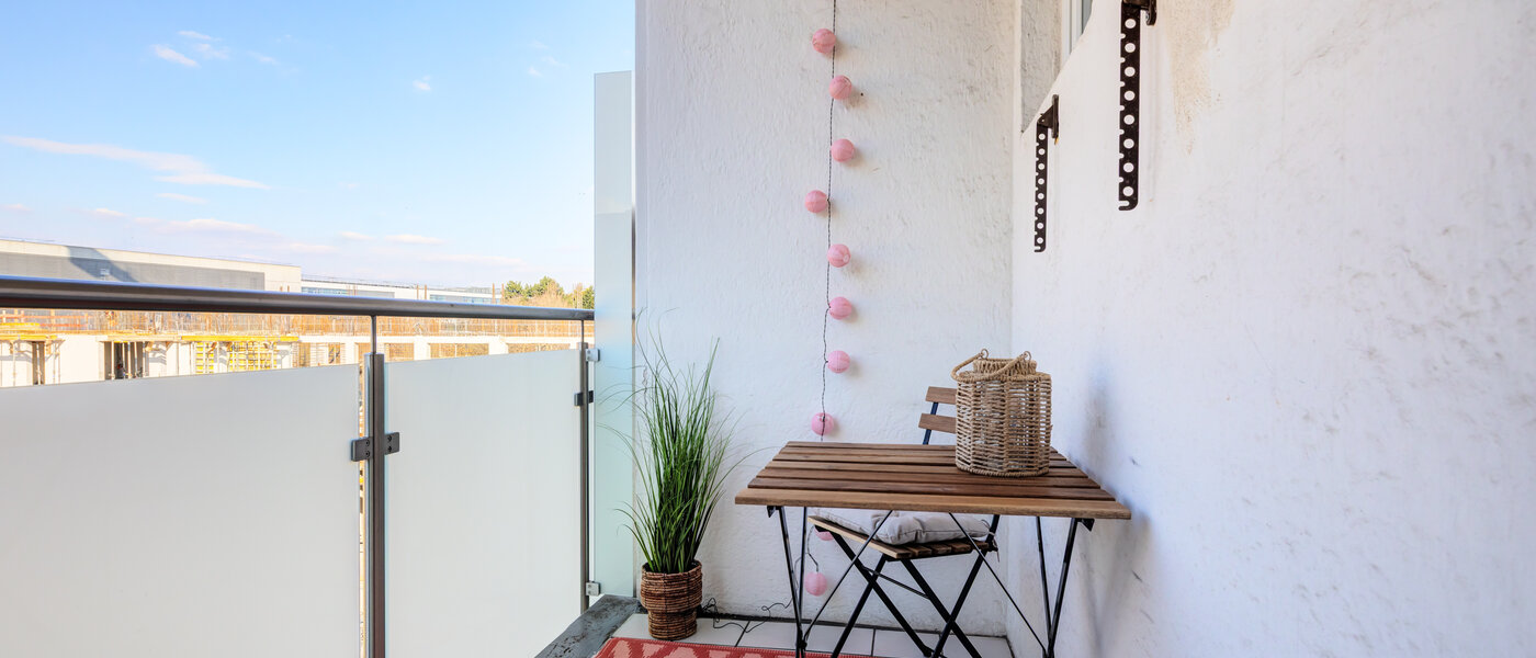 apartment München Milbertshofen 01 balcony 14806